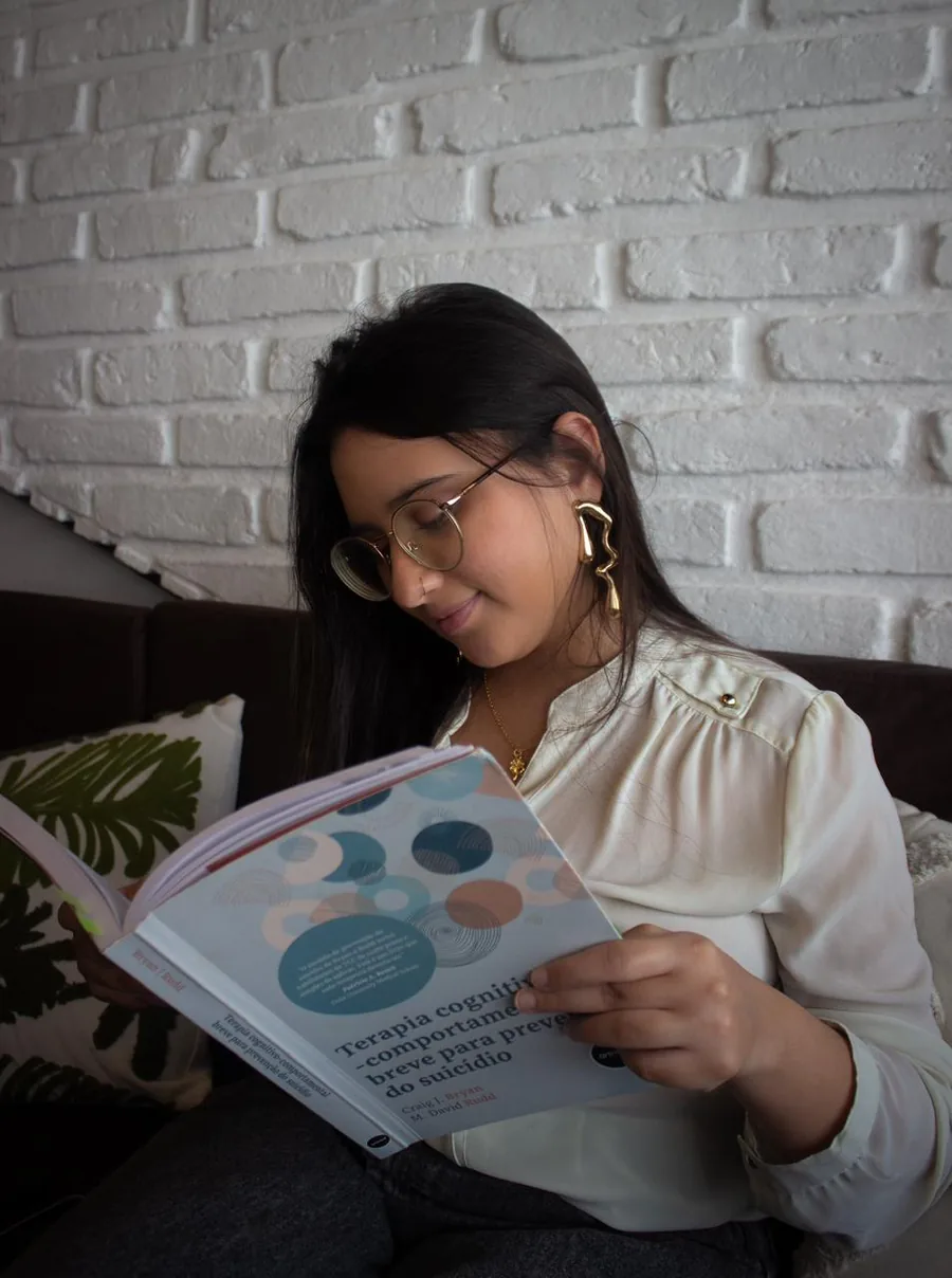 Maynara Holanda — Psicóloga Clínica